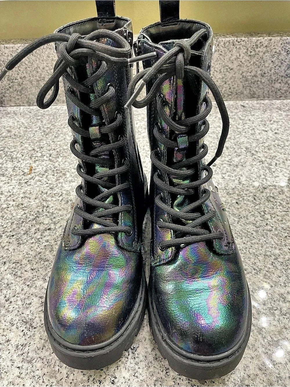 Girls Cat & Jack Iridescent Studded Combat Boots Black & Purple Size 2.